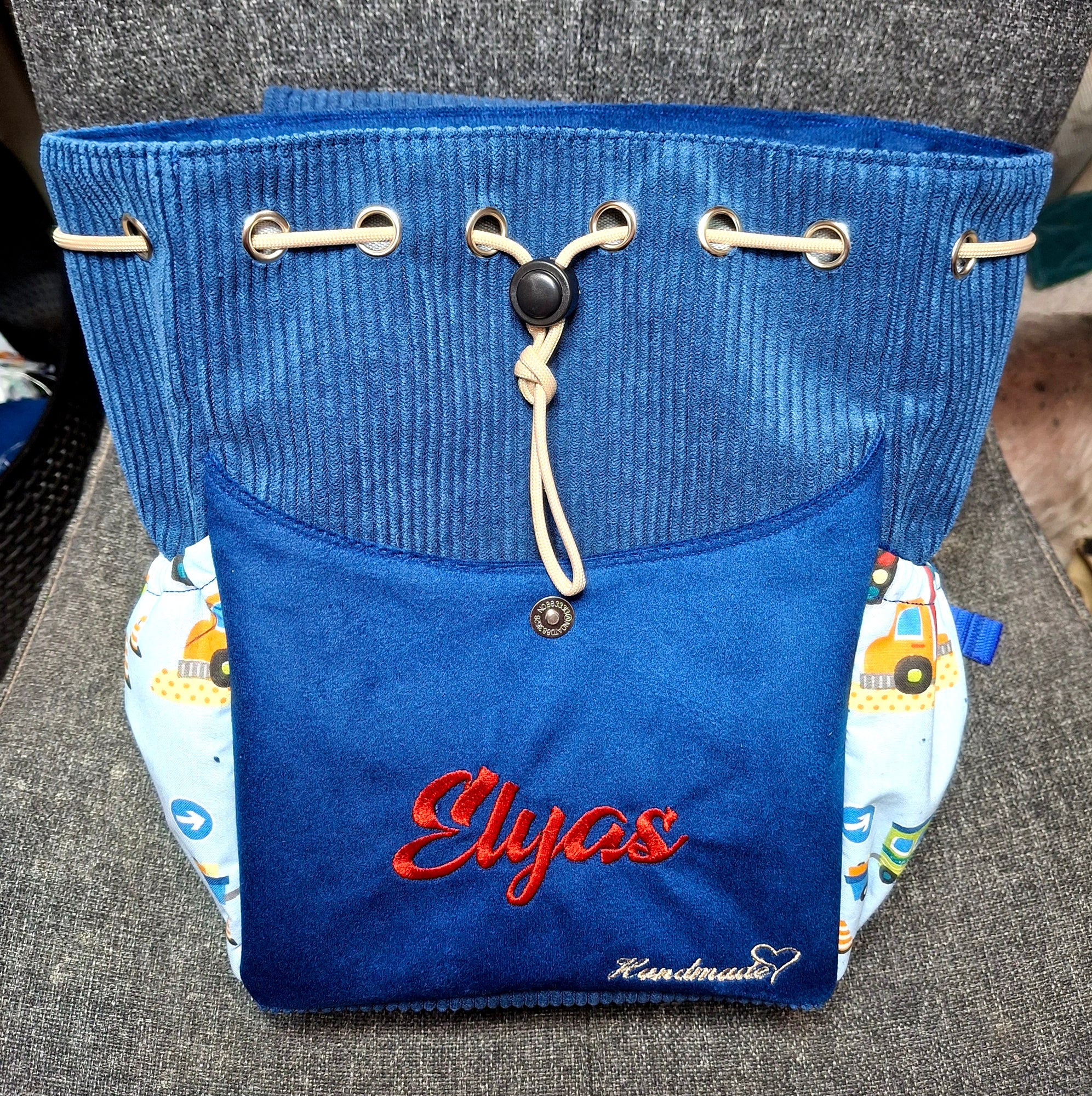 Personalisierter Kleinkind Rucksack aus Cordstoff Kindergarten children's backpack