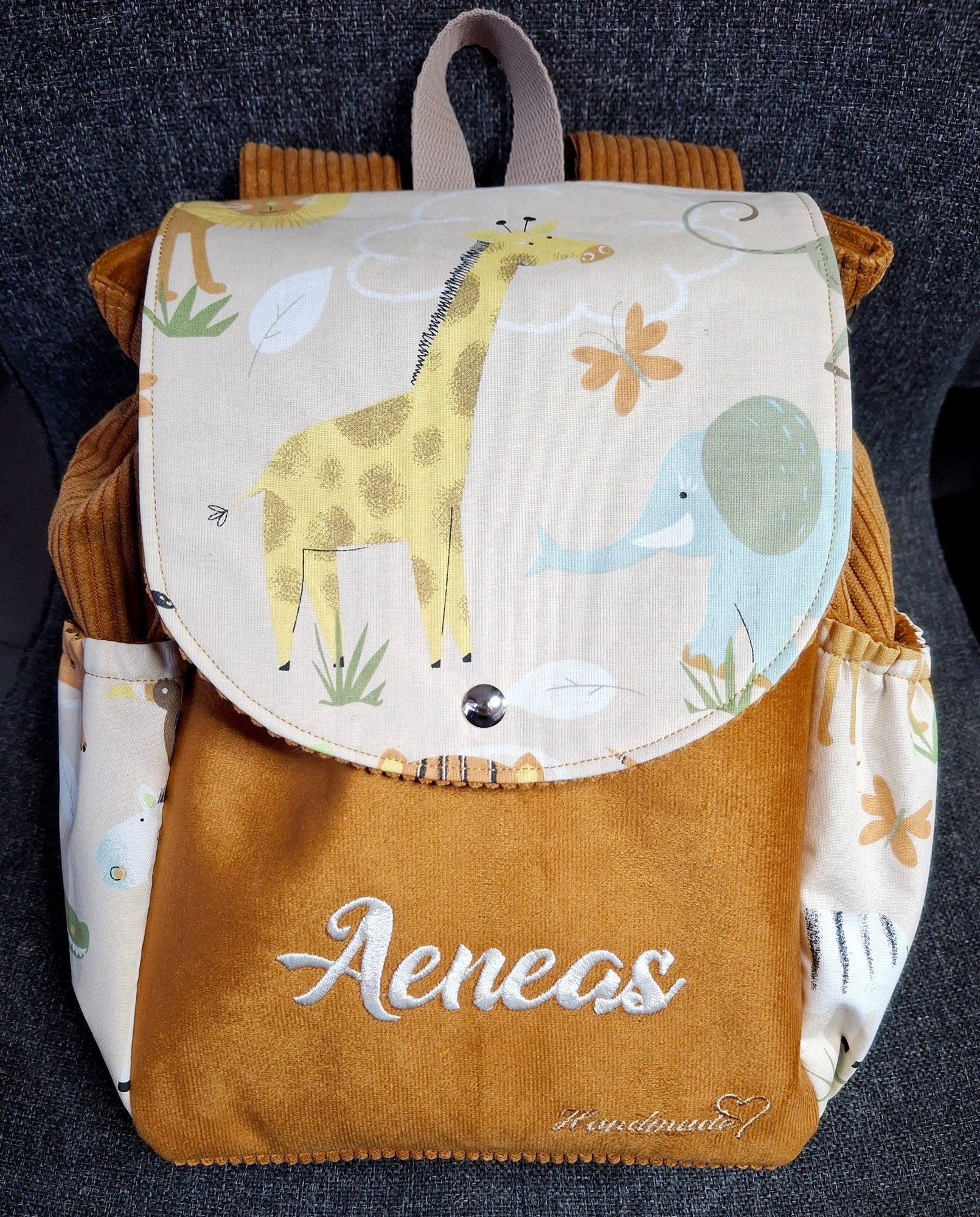 Personalisierter Kleinkind Rucksack aus Cordstoff Kindergarten children's backpack