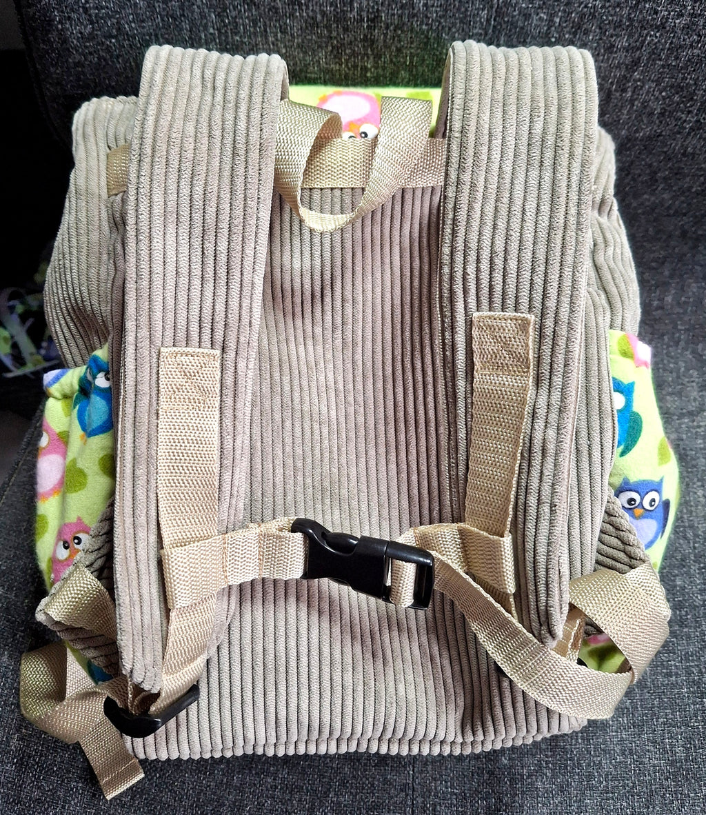 Personalisierter Kleinkind Rucksack aus Cordstoff Kindergarten children's backpack