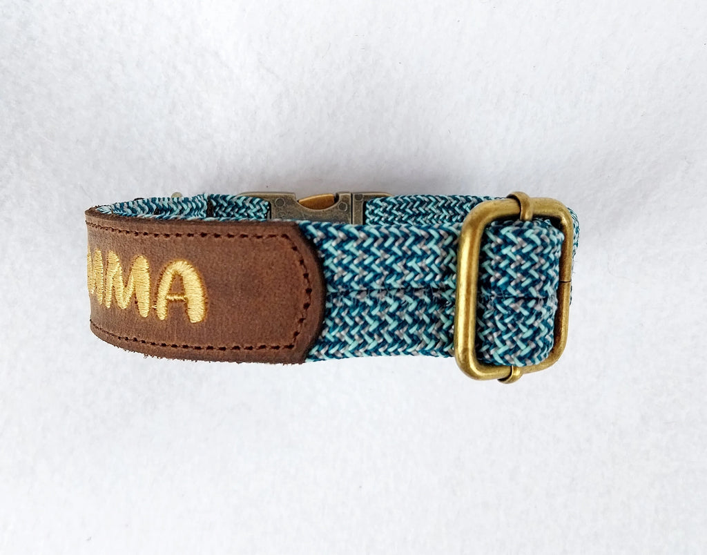 Tau Hundehalsband personalisiert, mit Echtleder, Altmessing