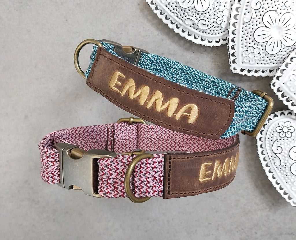 Tau Hundehalsband personalisiert, mit Echtleder, Altmessing